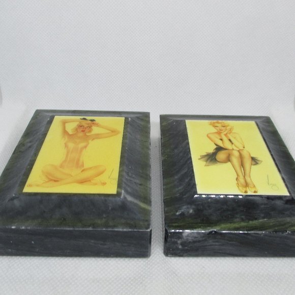 VARGA NOV. 1943 & DEC.1944 Marble Paperweight The Heirloom Tradition - Picture 5 of 11